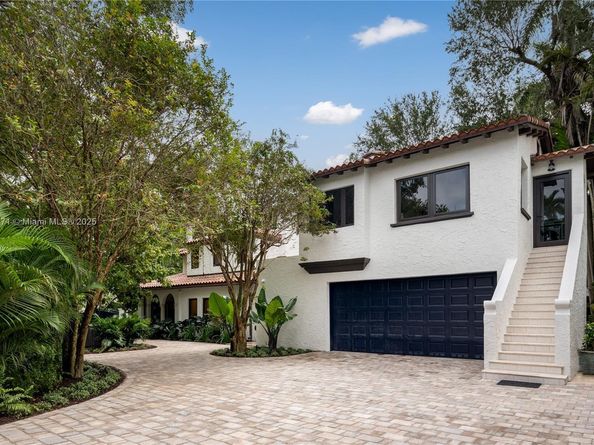 3700 Hibiscus St, Miami FL 33133