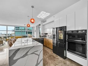 3131 NE 188th St 21107, Aventura FL 33180