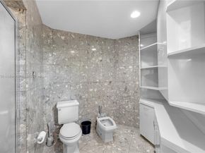 6792 SW 69th Ave, Miami FL 33143