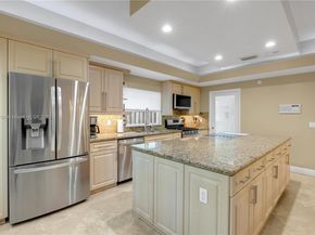 6792 SW 69th Ave, Miami FL 33143