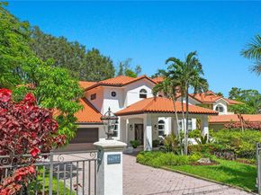 6792 SW 69th Ave, Miami FL 33143