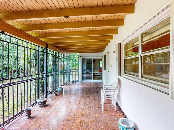 3005 SW 108th Ct, Miami FL 33165
