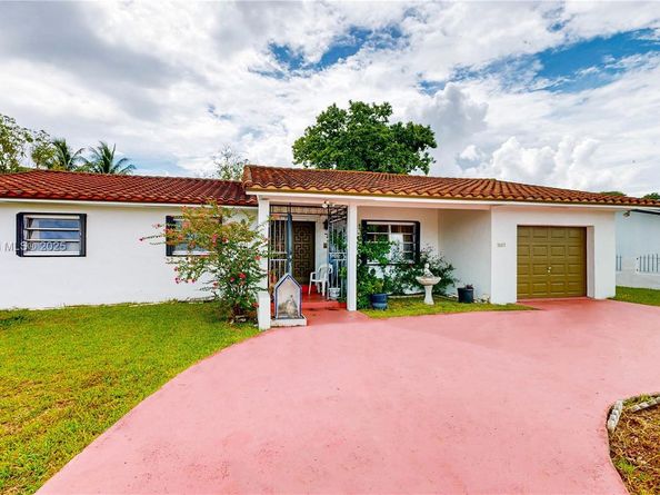 3005 SW 108th Ct, Miami FL 33165
