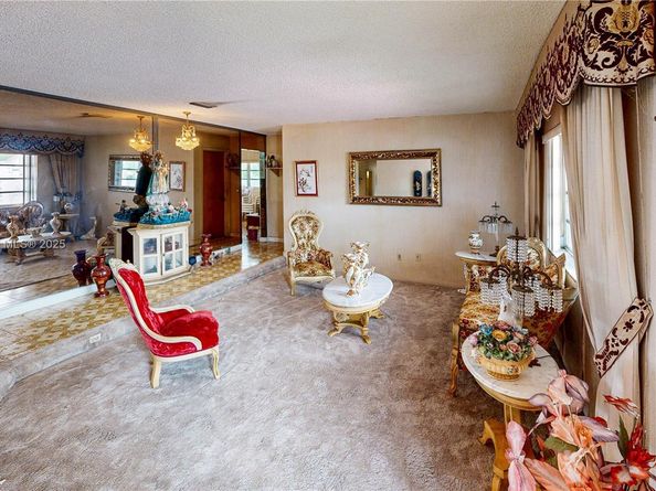 3005 SW 108th Ct, Miami FL 33165