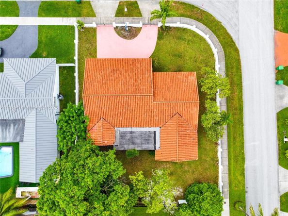 3005 SW 108th Ct, Miami FL 33165