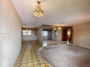 3005 SW 108th Ct, Miami FL 33165