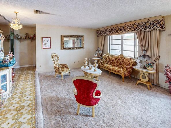 3005 SW 108th Ct, Miami FL 33165
