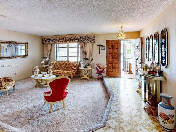 3005 SW 108th Ct, Miami FL 33165