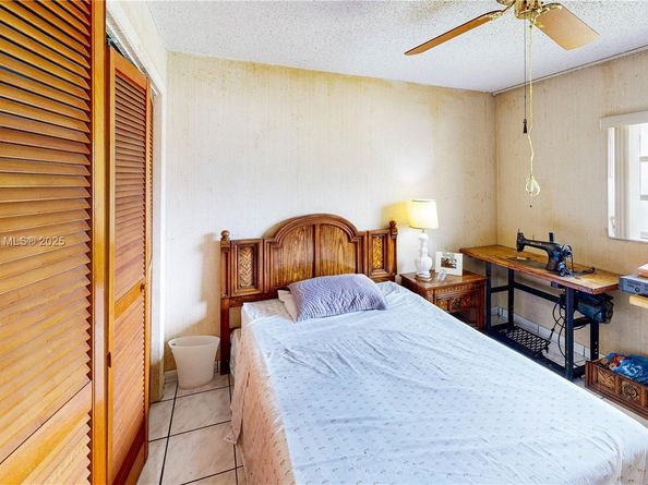 3005 SW 108th Ct, Miami FL 33165