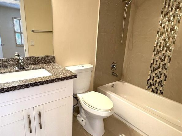 8901 Sunrise Lakes Blvd 204, Sunrise FL 33322