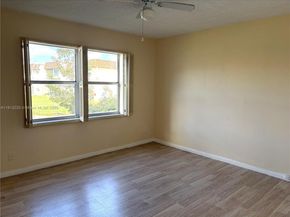 8901 Sunrise Lakes Blvd 204, Sunrise FL 33322