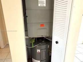 8901 Sunrise Lakes Blvd 204, Sunrise FL 33322