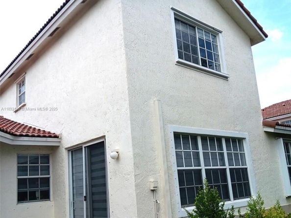 18730 SW 25th Ct 18730, Miramar FL 33029