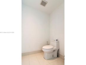 650 NE 32nd St 4206, Miami FL 33137