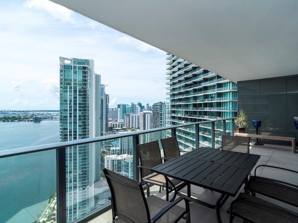 650 NE 32nd St 4206, Miami FL 33137