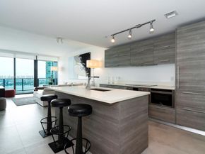 650 NE 32nd St 4206, Miami FL 33137