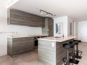 650 NE 32nd St 4206, Miami FL 33137