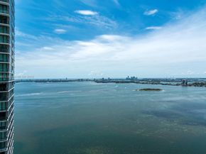 650 NE 32nd St 4206, Miami FL 33137