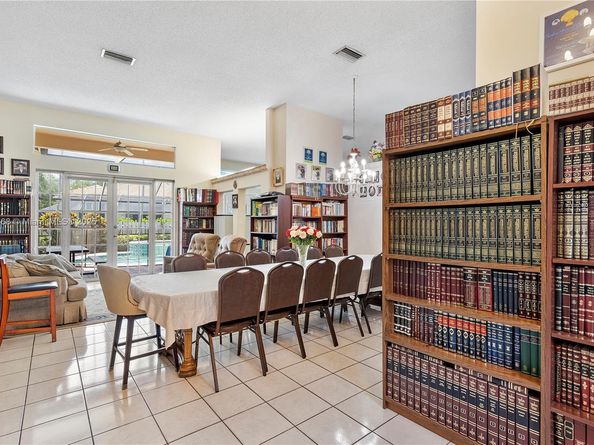 1357 Camellia Ln, Weston FL 33326