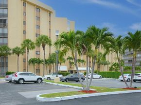 7200 Radice Ct 309, Lauderhill FL 33319