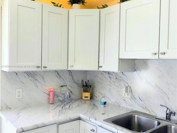 6890 SW 27 Street, Miami FL 33155