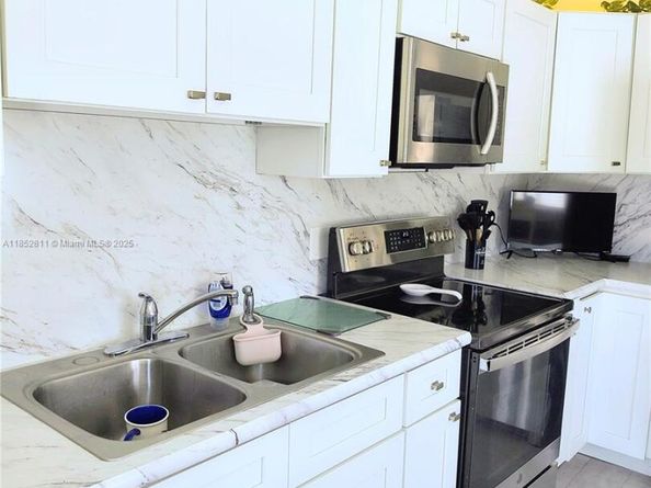 6890 SW 27 Street, Miami FL 33155