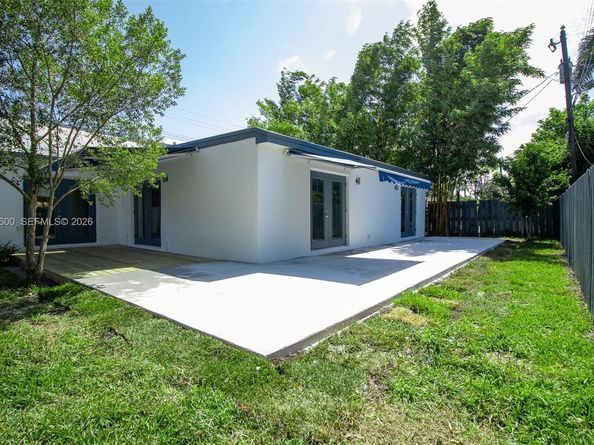 1321 NE 14th St, Fort Lauderdale FL 33304