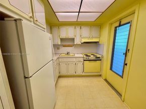 1101 Hillcrest Ct 307, Hollywood FL 33021