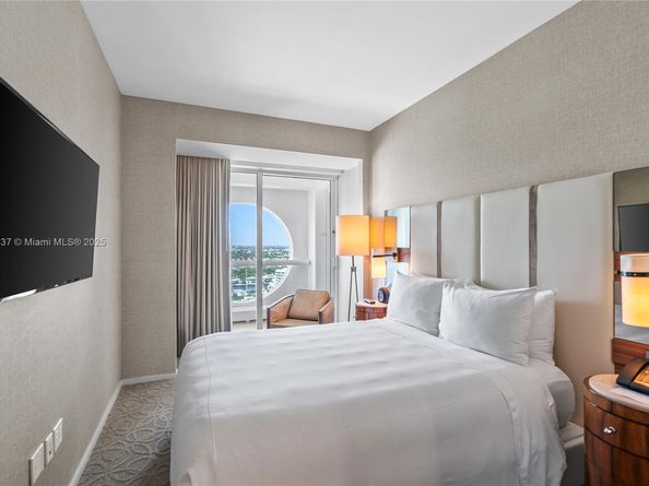 551 N Fort Lauderdale Beach Blvd R2205, Fort Lauderdale FL 33304