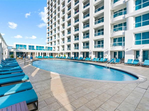 551 N Fort Lauderdale Beach Blvd R2205, Fort Lauderdale FL 33304