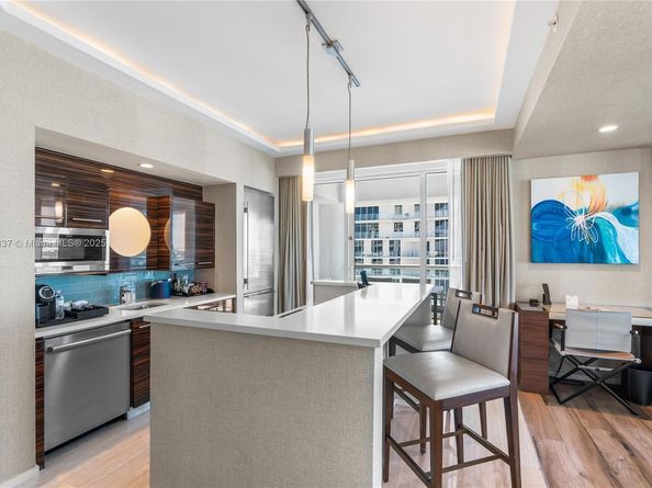 551 N Fort Lauderdale Beach Blvd R2205, Fort Lauderdale FL 33304