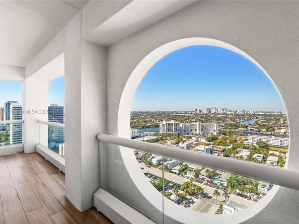 551 N Fort Lauderdale Beach Blvd R2205, Fort Lauderdale FL 33304
