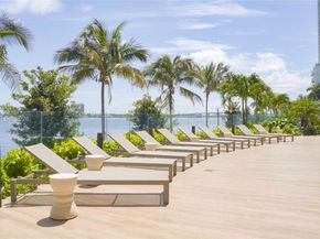 700 NE 24th St 3201, Miami FL 33137