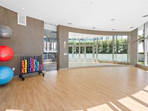 700 NE 24th St 3201, Miami FL 33137