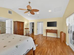 112 Camelot Ct, Royal Palm Beach FL 33411