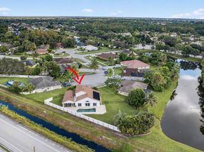 112 Camelot Ct, Royal Palm Beach FL 33411