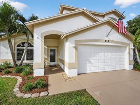 112 Camelot Ct, Royal Palm Beach FL 33411