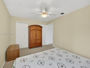 112 Camelot Ct, Royal Palm Beach FL 33411