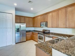 477 Pacific Grove Dr 2, West Palm Beach FL 33401