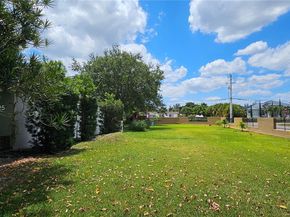 1670 SW 139th Ave, Davie FL 33325