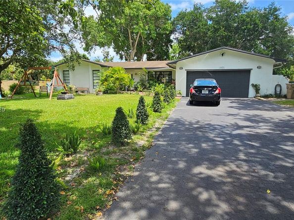 1670 SW 139th Ave, Davie FL 33325