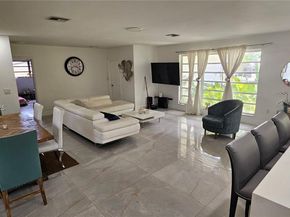 1670 SW 139th Ave, Davie FL 33325
