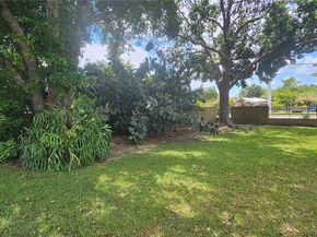 1670 SW 139th Ave, Davie FL 33325