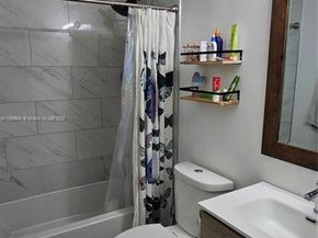1670 SW 139th Ave, Davie FL 33325