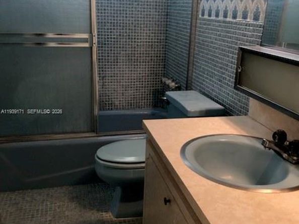 Undisclosed Address #A11939171, Aventura FL 33160