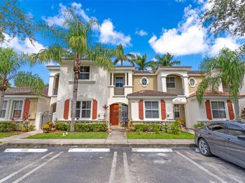 4289 NE 10th Ct