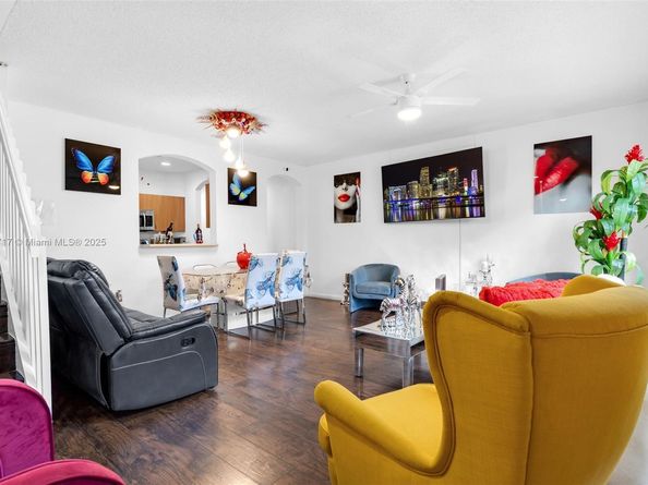 4289 NE 10th Ct, Homestead FL 33033