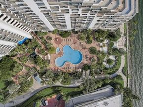 520 Brickell Key Dr A604, Miami FL 33131