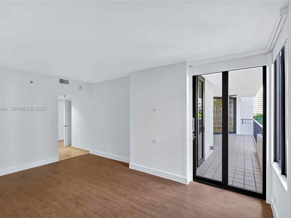 520 Brickell Key Dr A604, Miami FL 33131