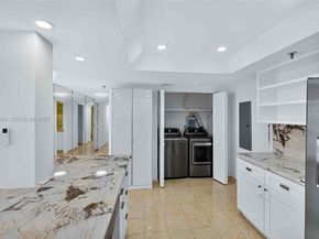 520 Brickell Key Dr A604, Miami FL 33131